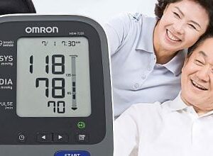 Máy đo huyết áp cổ tay Omron HEM-6230 - Hàng Nhật nội địa