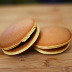 Bánh rán Doremon Dorayaki hương đào - 6 cái- Hàng Nhật nội địa