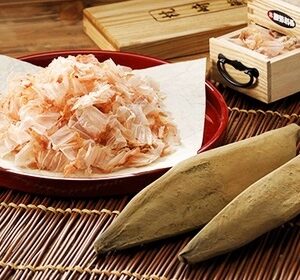 Cá ngừ (giác) bào sấy khô Kobe Bussan 100g - Hàng Nhật nội địa