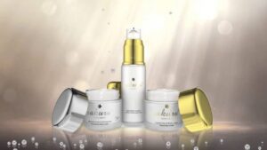 BỘ SẢN PHẨM DƯỠNG TRẮNG PHỤC HỒI LÀM KHỎE DA SAKURA WHITENING