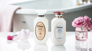 DIANE- Bộ dầu gội xả phục hồi tóc sáng bóng Moist Diane Extra Shine 450ml x 2 ( Tóc khô, xỉn màu, không mượt)