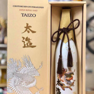 Rượu Sake Japan Royal Taizo Hoàng Đế 720ml ( kèm hộp đựng cao cấp)