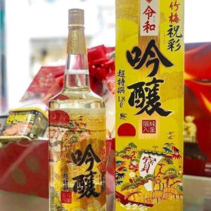 Rượu sake vảy vàng Takara Shozu đặc biệt (Chai Trắng) 1,8 lít