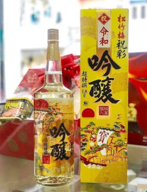 Rượu sake vảy vàng Takara Shozu đặc biệt (Chai Trắng) 1,8 lít